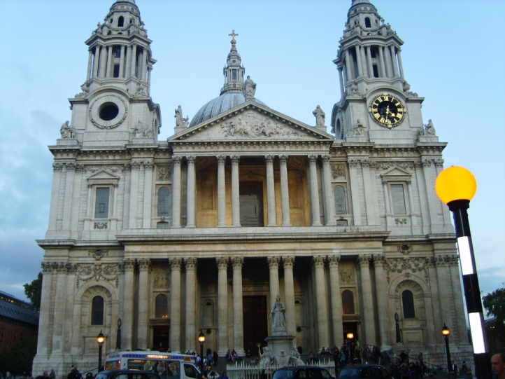 St Pauls Cathedral Church Front View