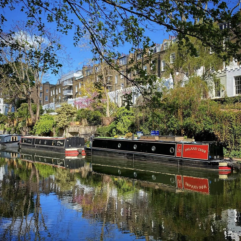 boats on regents canal